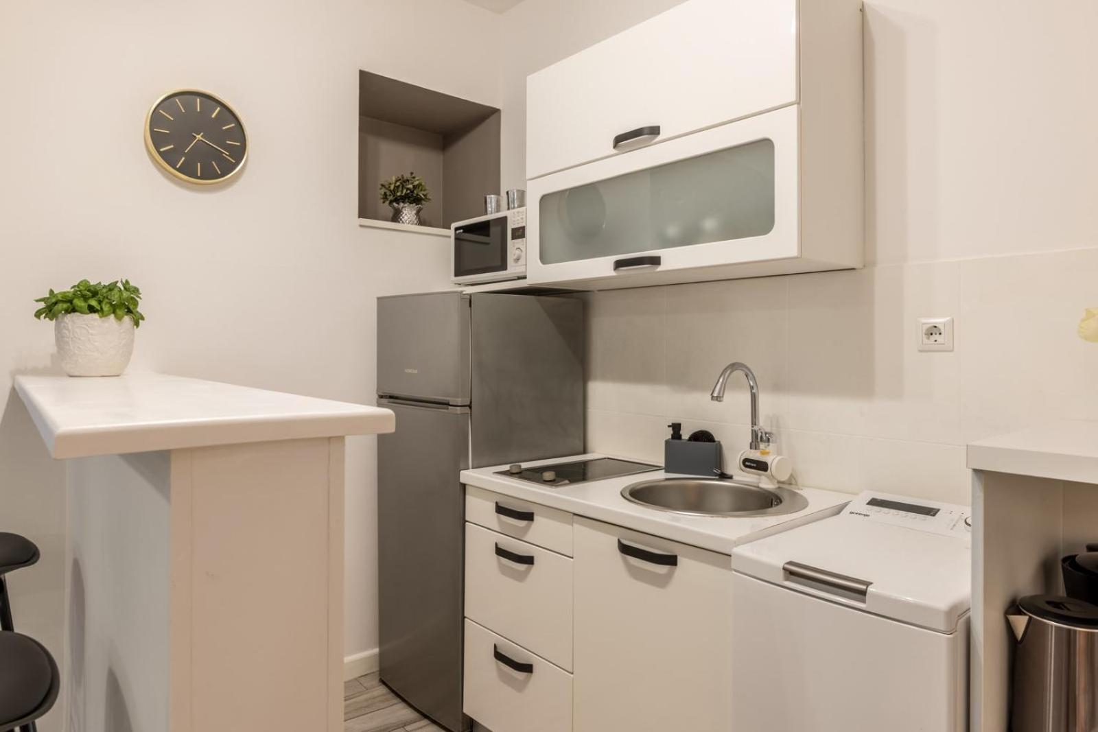 Apartments And Rooms Villa Lina スプリト エクステリア 写真