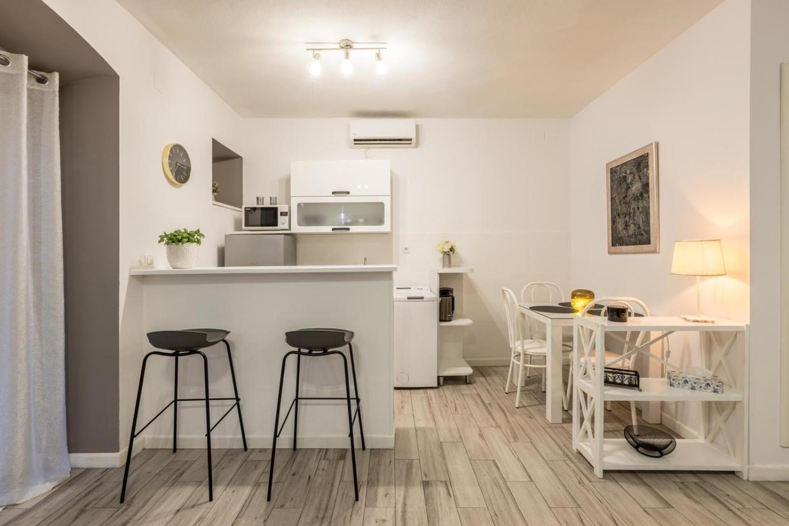 Apartments And Rooms Villa Lina スプリト エクステリア 写真
