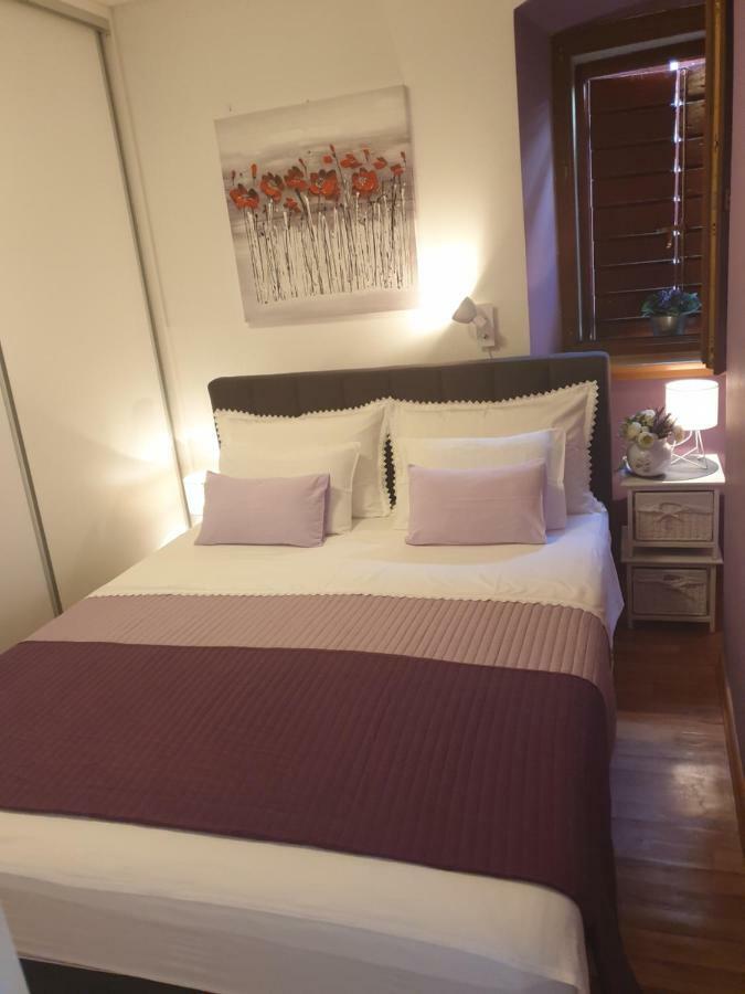 Apartments And Rooms Villa Lina スプリト エクステリア 写真